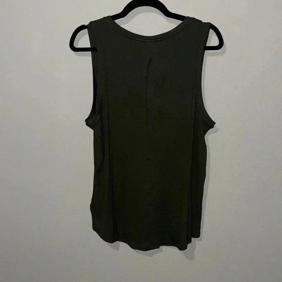 Athleta | hunter green athletic tank in size large. EUC. Very soft. - Picture 6 of 9